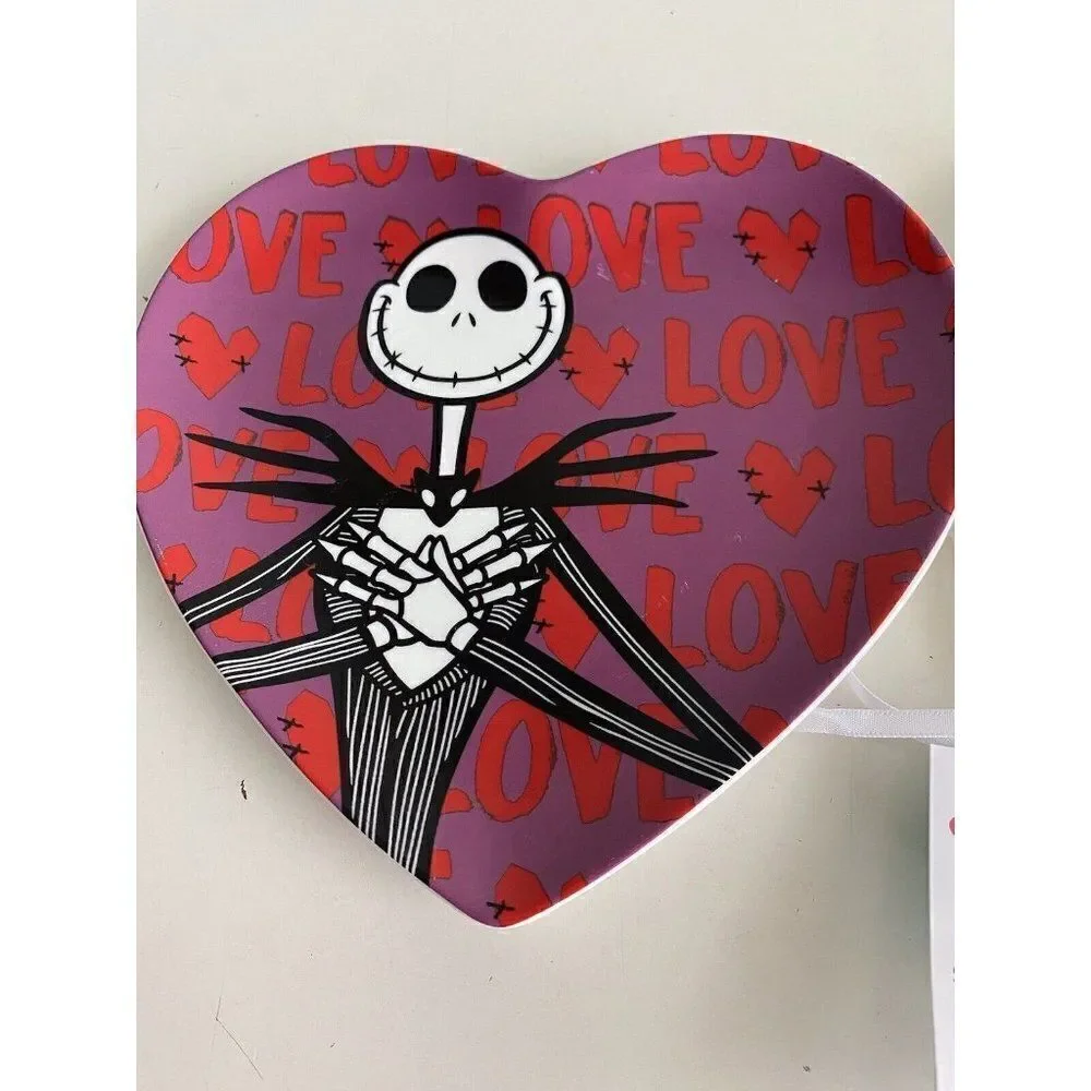 Set‎ Of 2 Disney’s Nightmare Before Christmas Appetizer Plates Heart Jack Sally